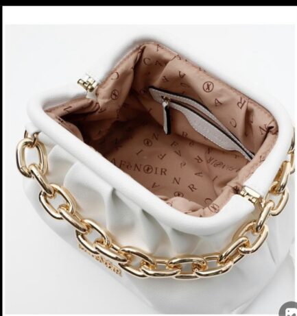 Pochette con catena bianca