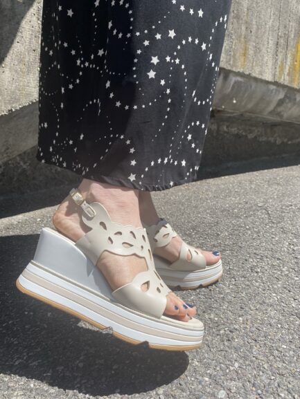 Sandalo keys beige